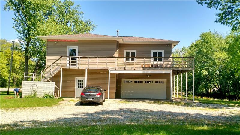 1712 Cottage Row Rd - Photo 3 of 15