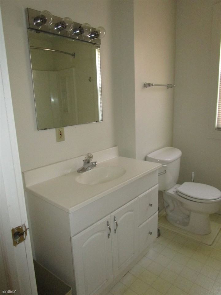 88 Grove St - Photo 3 of 3