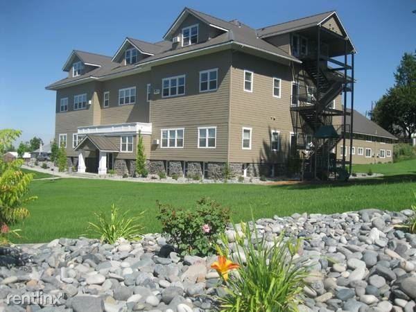 White Pine Manor Apartments - Photo 3 of 4