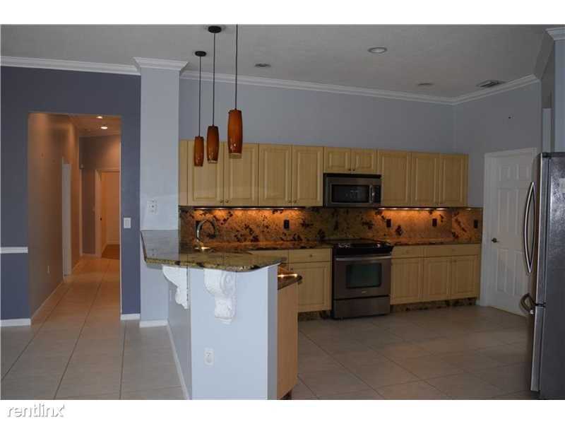 13361 SW 44th St - Photo 2 of 32