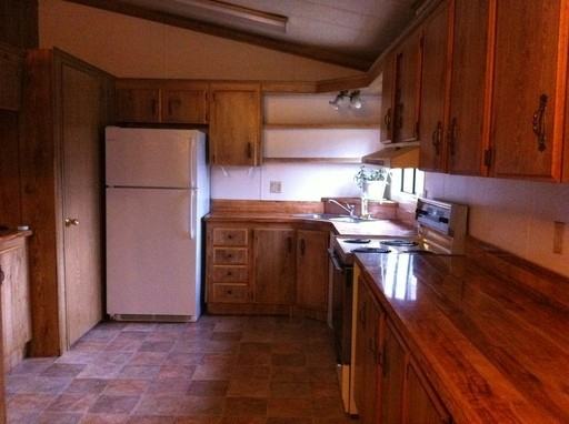 2100 Taylor St - Photo 3 of 13