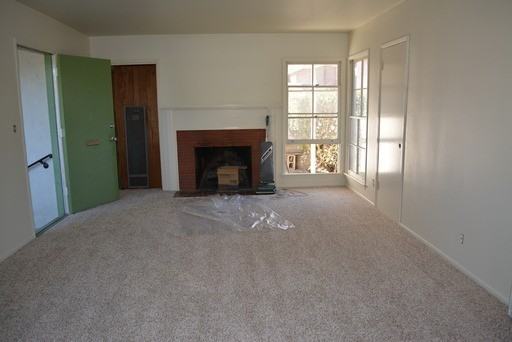 1336 Palm Dr - Photo 3 of 9