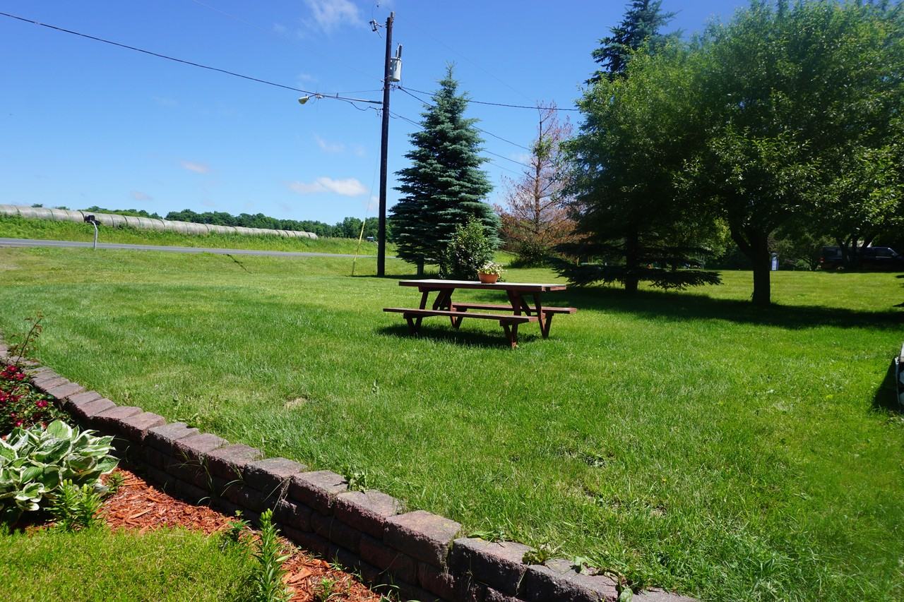 861 1st St - Photo 3 of 14