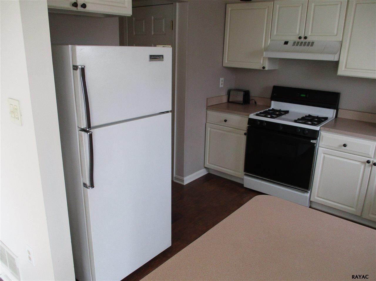 128 Crown Pointe Dr - Photo 2 of 15