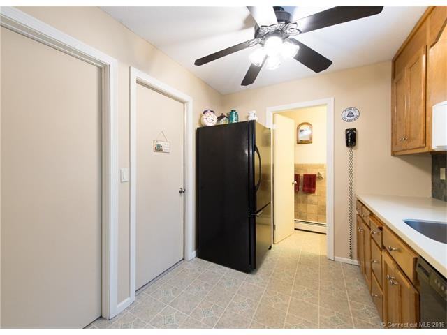 649 Middle Turnpike E #D - Photo 3 of 22