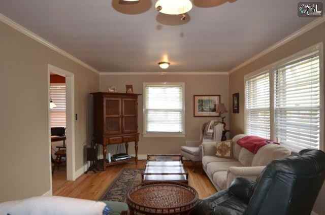 2704 Mills Dr - Photo 3 of 11