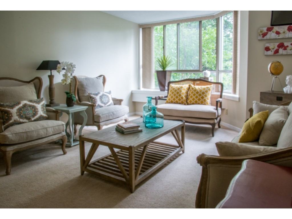 Sophia Apartments 91 Valley Stream Dr, Ottawa, ON K2H 9G8 Zumper