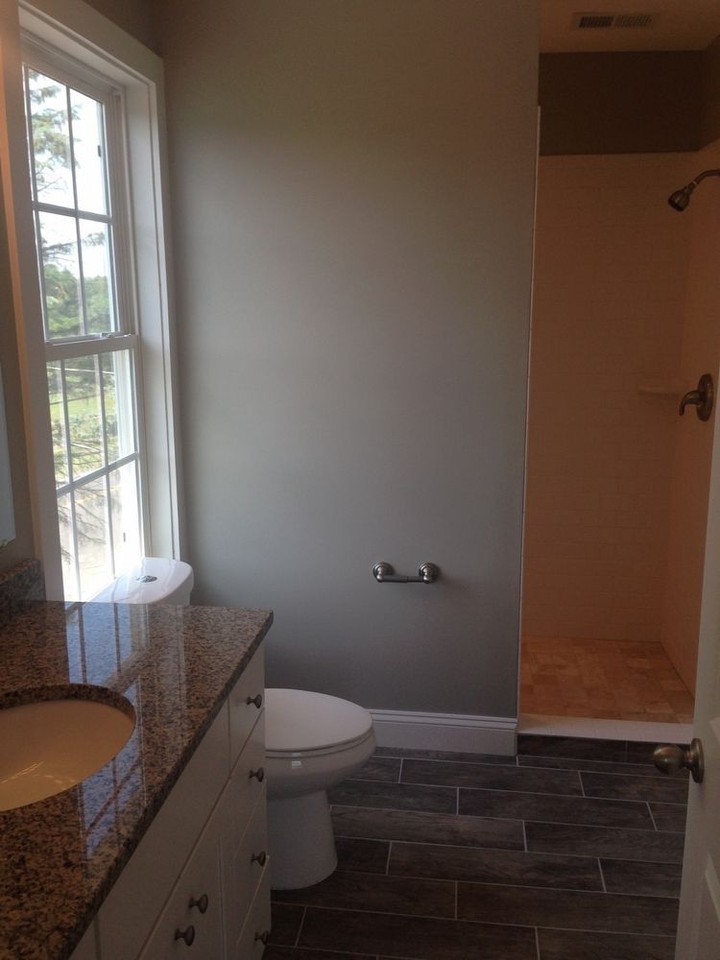 105 S Blue Ridge Ave - Photo 2 of 12