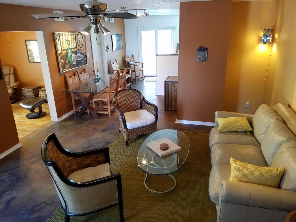 1264 Rosemont Ave NW - Photo 2 of 23