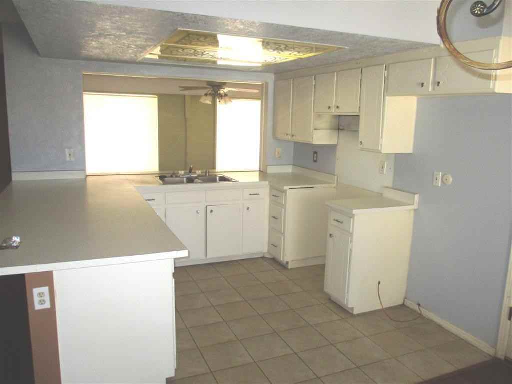 9320 Jacey Ct - Photo 3 of 22