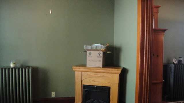 215 S Emmett St - Photo 3 of 9