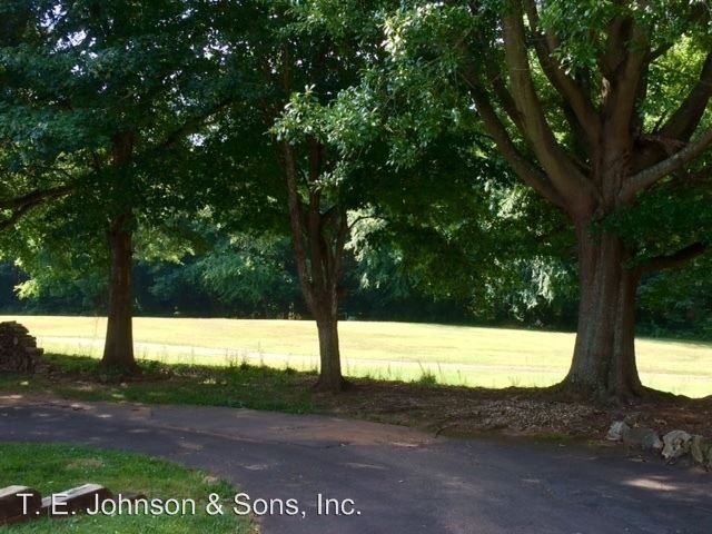 2552 Tantelon Pl - Photo 2 of 17