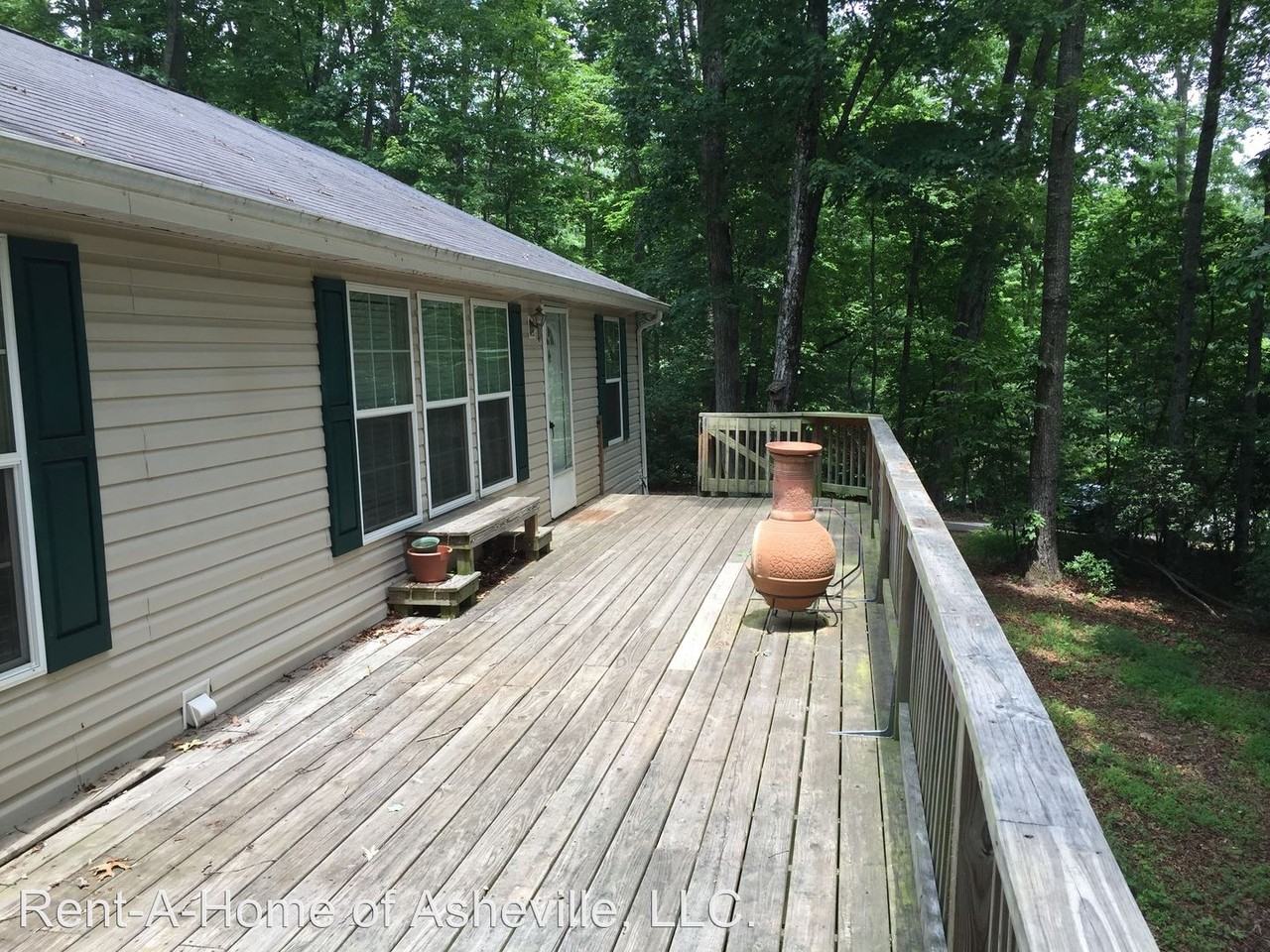 245 Amywood Ln - Photo 3 of 6
