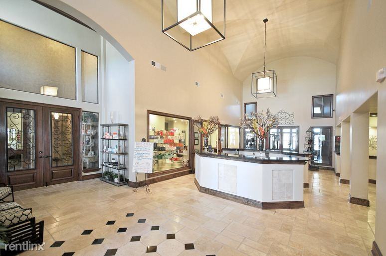 Corporate Crossing and Discovery - Photo 2 of 8