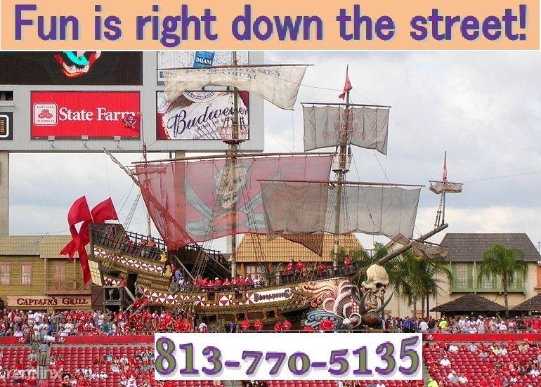 2001 Phyllis Pl #15 - Photo 3 of 4