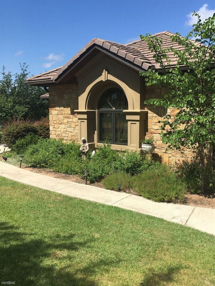 112 Hidden Hills Dr - Photo 2 of 55