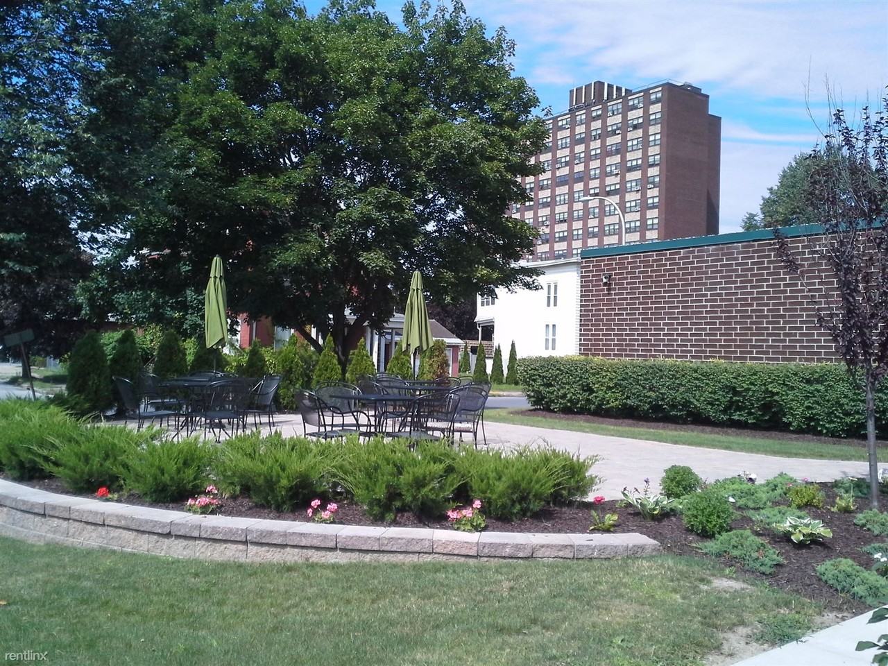 Mohawk Terrace Apartments - Photo 2 of 6