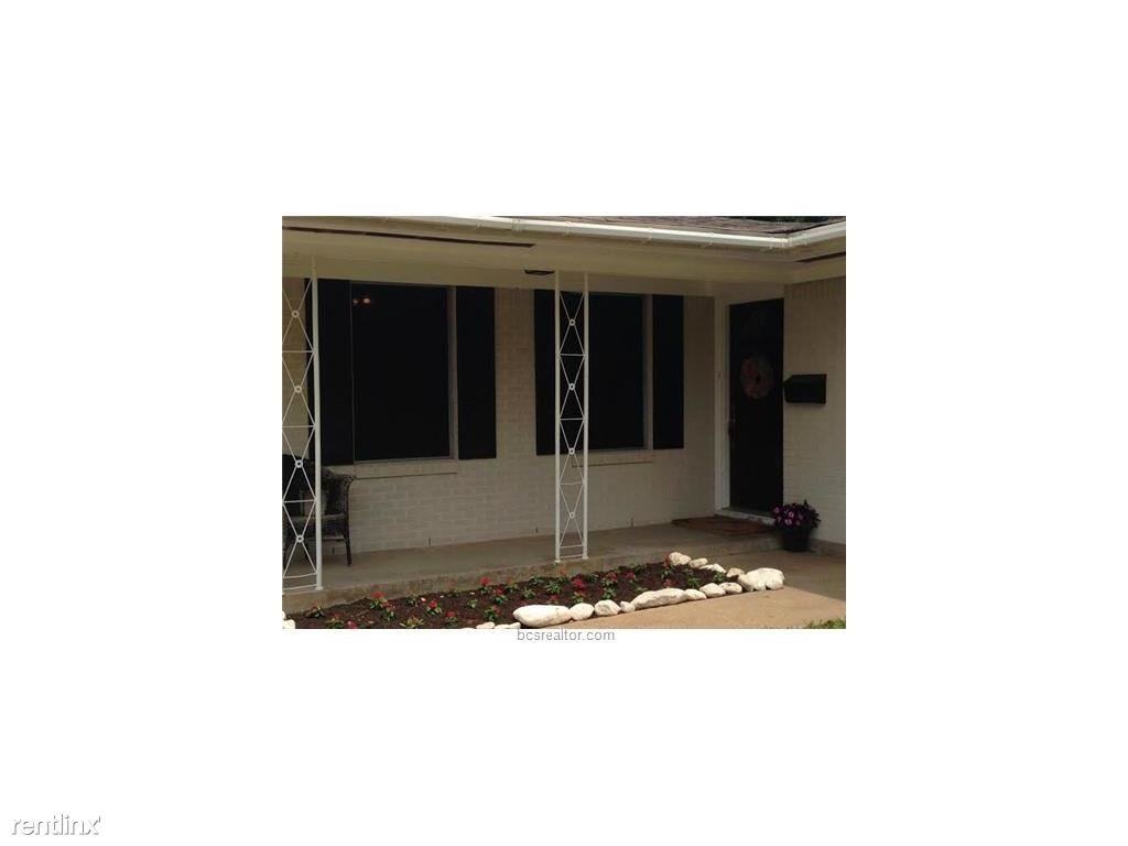 2003 Vinewood Dr - Photo 2 of 13