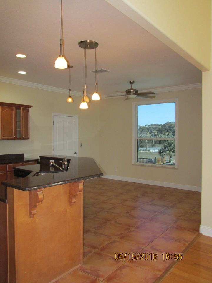 7436 Islander Ln - Photo 3 of 29