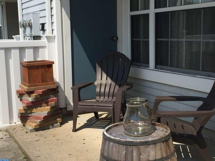 3203 Wimbledon Way - Photo 2 of 15