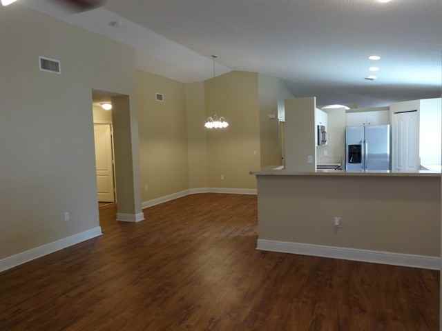 178 SW 206th Ave - Photo 2 of 9