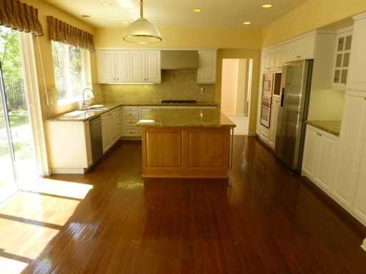 23350 Beaumont St - Photo 2 of 40