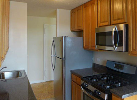 950 Underhill Ave #11E