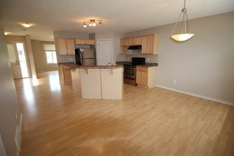 21227 91 Ave NW - Photo 2 of 8