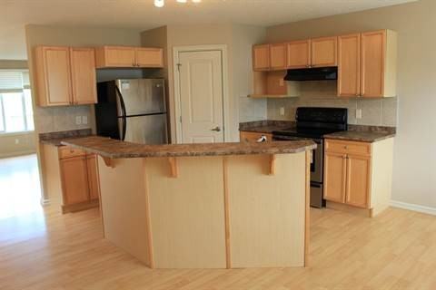 21227 91 Ave NW - Photo 3 of 8