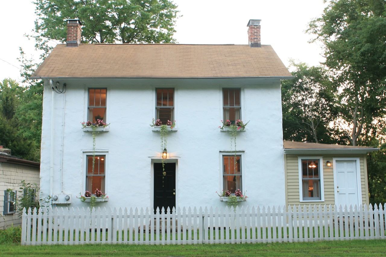 1471 River Rd - Photo 2 of 16