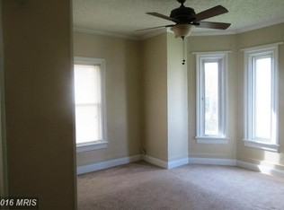 121 Deford Ave - Photo 2 of 19