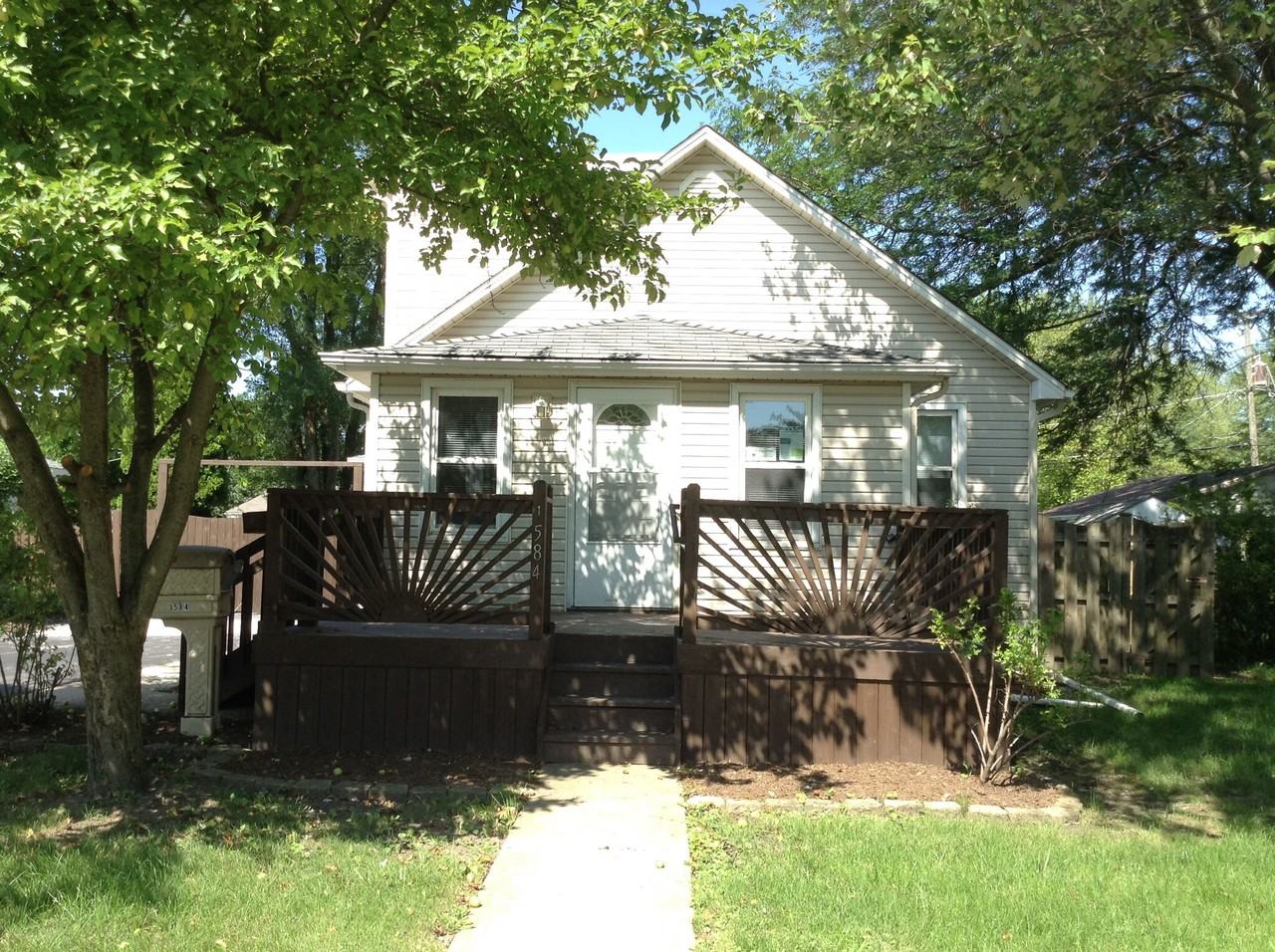 1584 East Ave - Photo 3 of 14