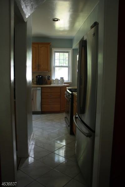 149 Carteret St - Photo 3 of 19