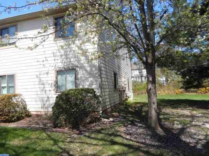 2002 Jefferson Ct - Photo 3 of 17