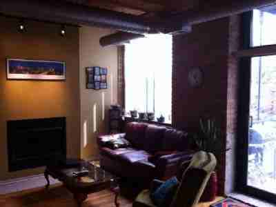 N Western Ave & W Diversey Ave #110