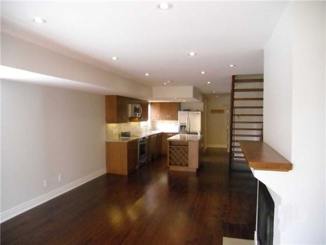 388 Queen Street West #A - Photo 3 of 15