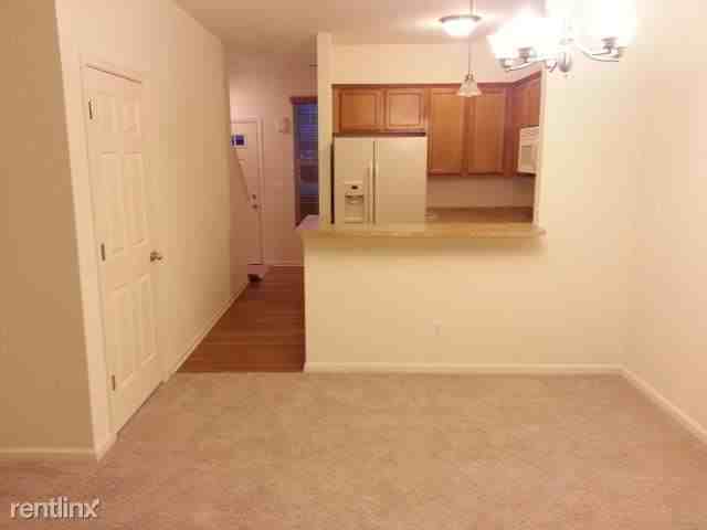 148 Wilmington Dr - Photo 3 of 14