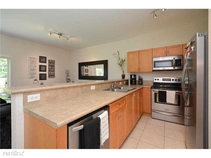 14046 SW 49th St #16 - Photo 3 of 7