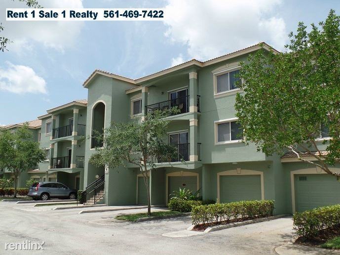 350 Crestwood Cir - Photo 2 of 6