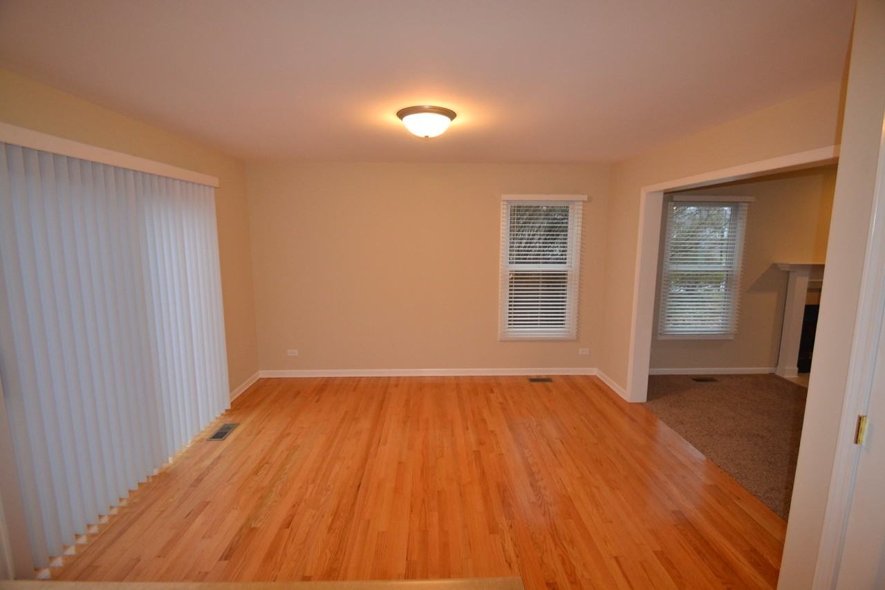 789 Eletson Dr - Photo 3 of 9