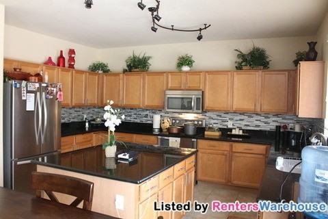 1825 S 96th St - Photo 3 of 19