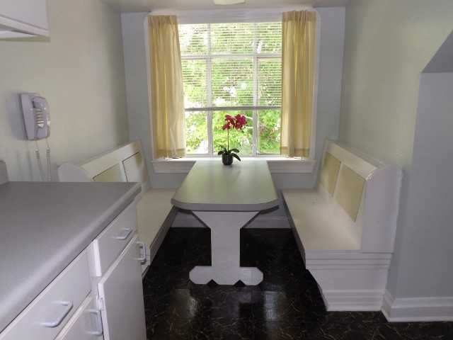 142 Slidell St - Photo 3 of 21