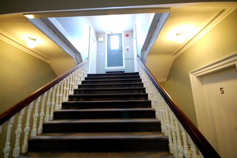 1333 Barrington St #9 - Photo 3 of 5