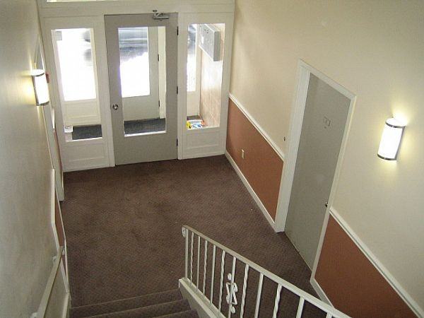 6227 Coburg Rd #5 - Photo 2 of 3