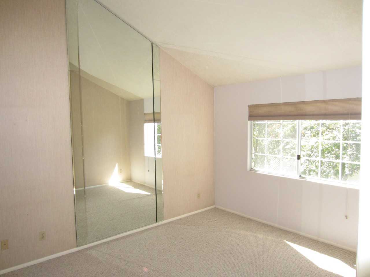 1492 Foxboro Dr #2 - Photo 2 of 7