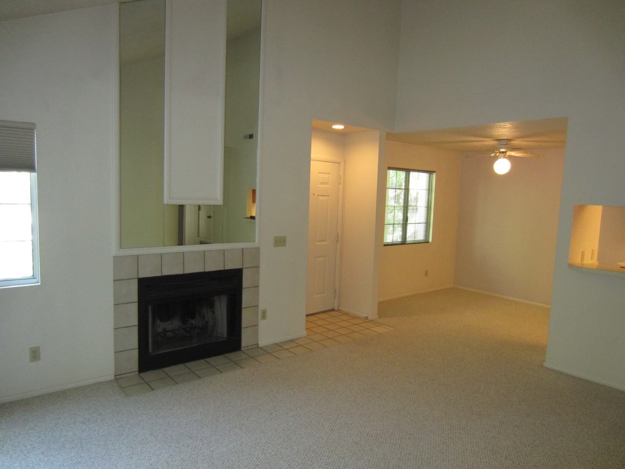 1492 Foxboro Dr #2 - Photo 3 of 7
