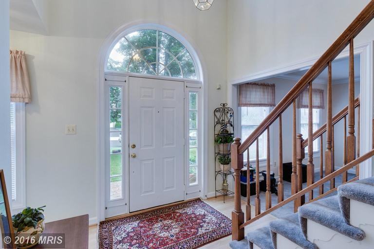 8302 Simsbury Pl - Photo 2 of 30