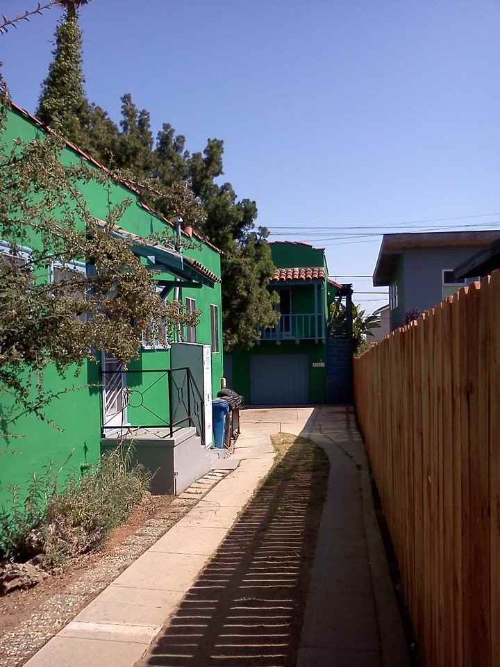 4316 1/2 Kingswell Avenue - Photo 2 of 12