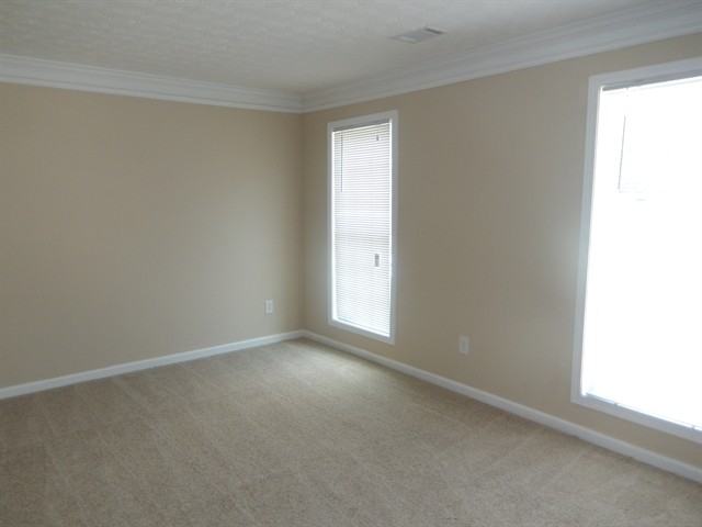 518 Pineburr Ln - Photo 2 of 21