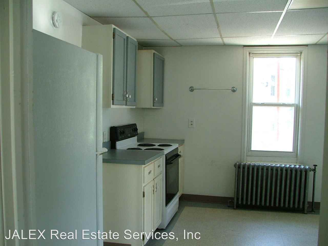 100 Middle Spring Rd - Photo 3 of 12